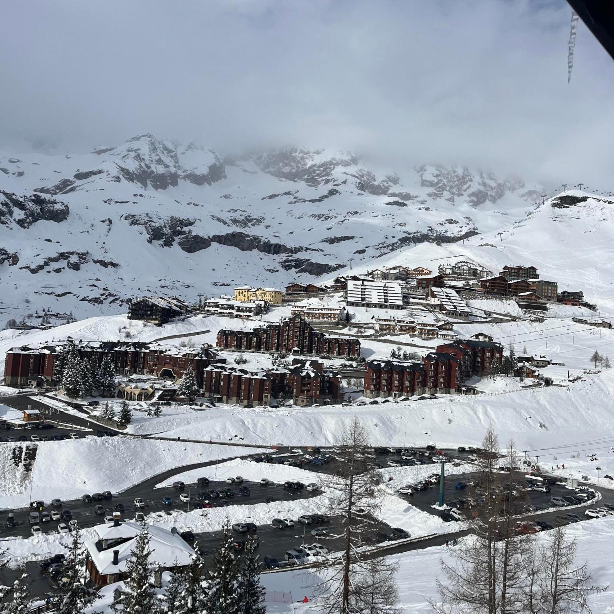 Appartamento Cervinia Fronte Funivie Breuil-Cervinia Exterior foto