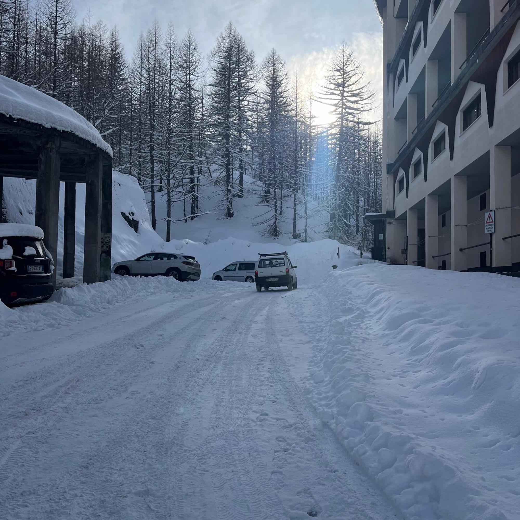 Appartamento Cervinia Fronte Funivie Breuil-Cervinia Exterior foto